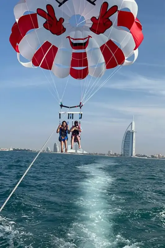 Jumeirah 3 Luxury Parasailing