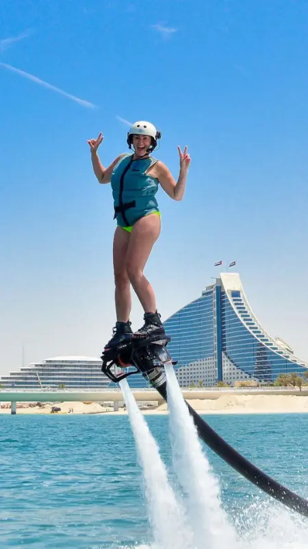 Navigating to the Dubai Sightseeing Yacht Tour