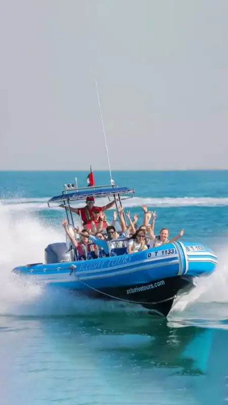 Navigating to the Dubai Sightseeing Yacht Tour