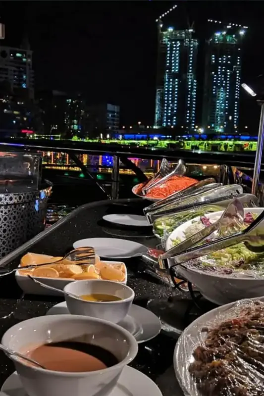 Dubai Harbour 5-star Dinner Catamaran Cruise