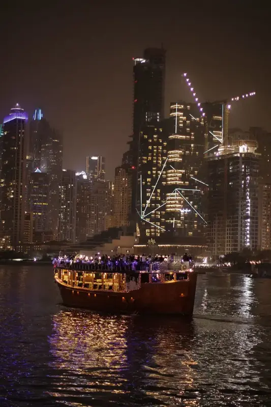  Dubai Harbour 2 Hour Dhow Cruise in Blue Water