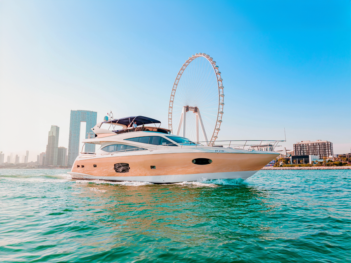 Luxury Yacht Rental Dubai